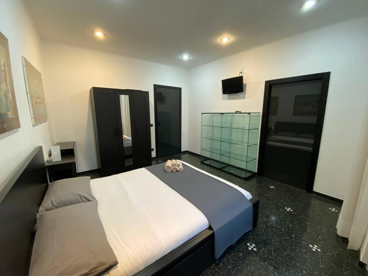 Martel Rooms - Genova Centro Brignole Esterno foto